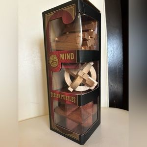 Mind Teaser Puzzles / Wood